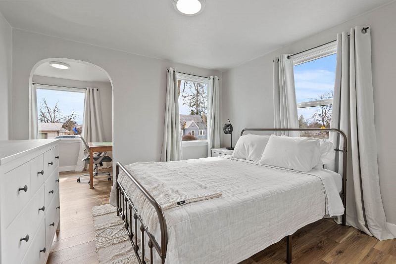 Upstairs bedroom
