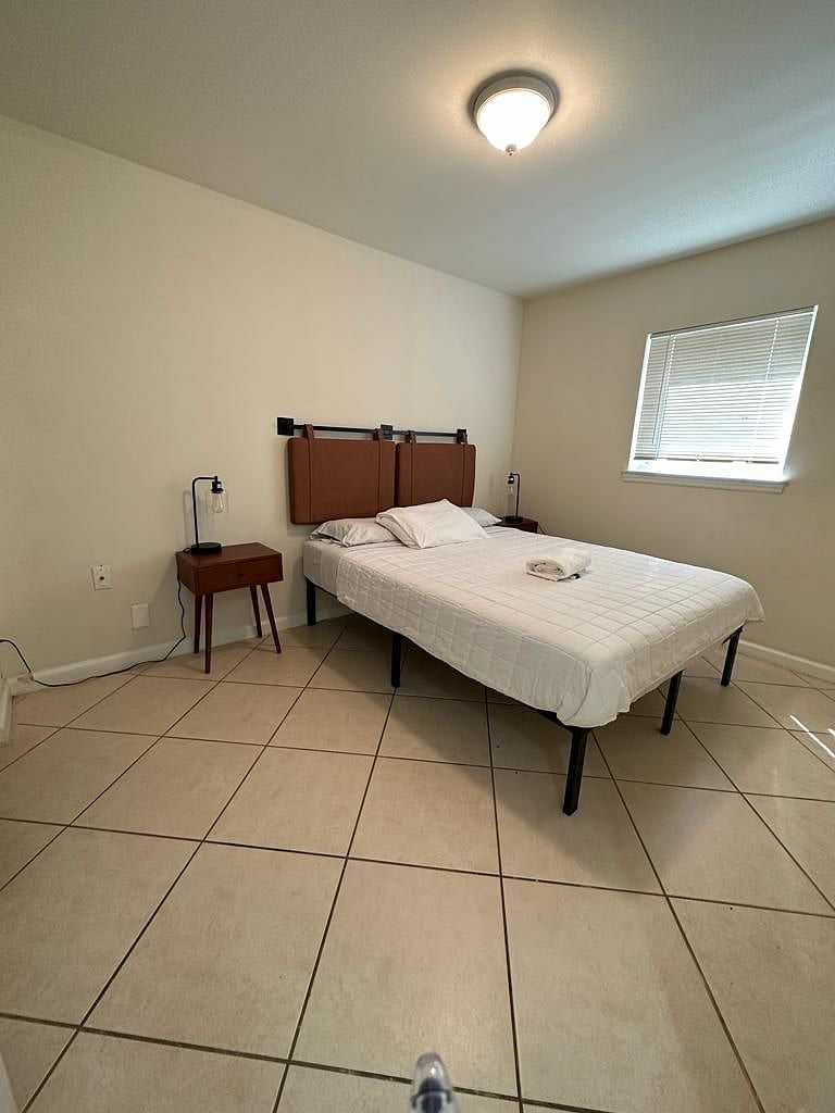 Furnished Finder property 506184_1 photo 4