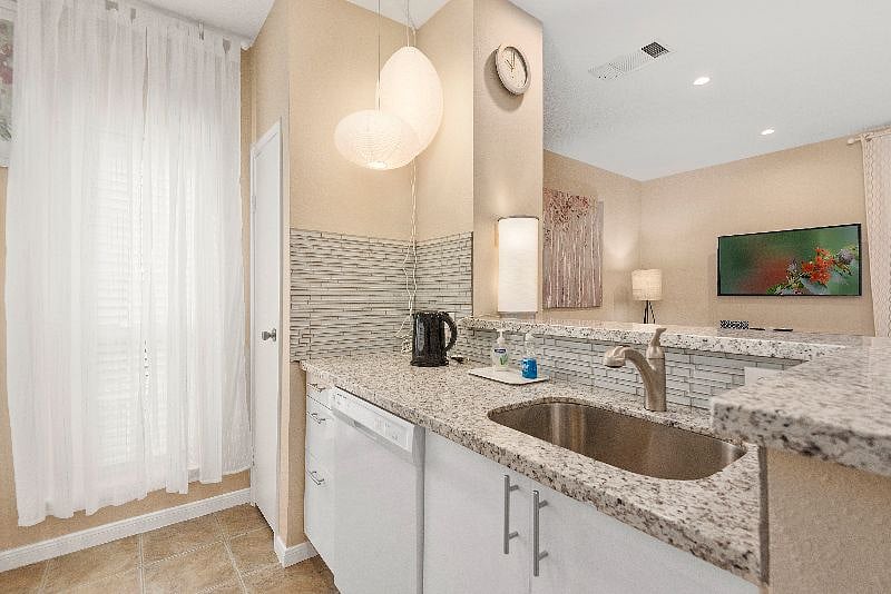 Furnished Finder property 506190_1 photo 18