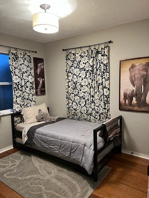 Guest room 3 has a trundle twin - sleeps 2