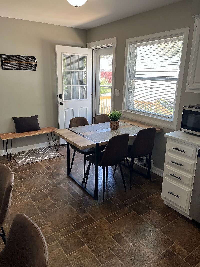 Furnished Finder property 506275_1 photo 3