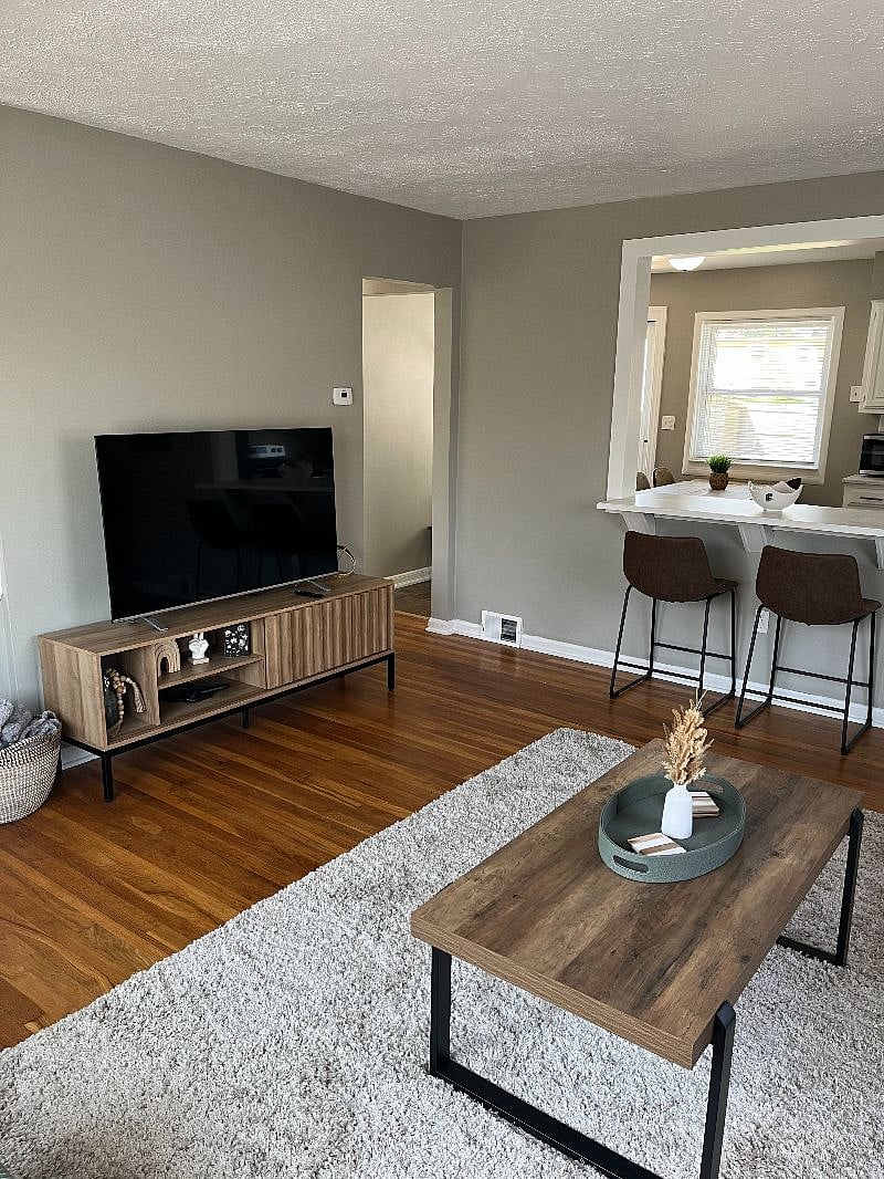 Furnished Finder property 506275_1 photo 9