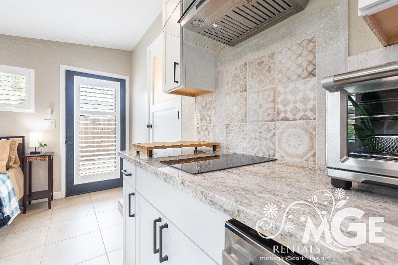 Unit 2 - Studio Apartment