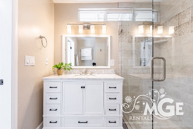 Unit 2 - Studio Apartment