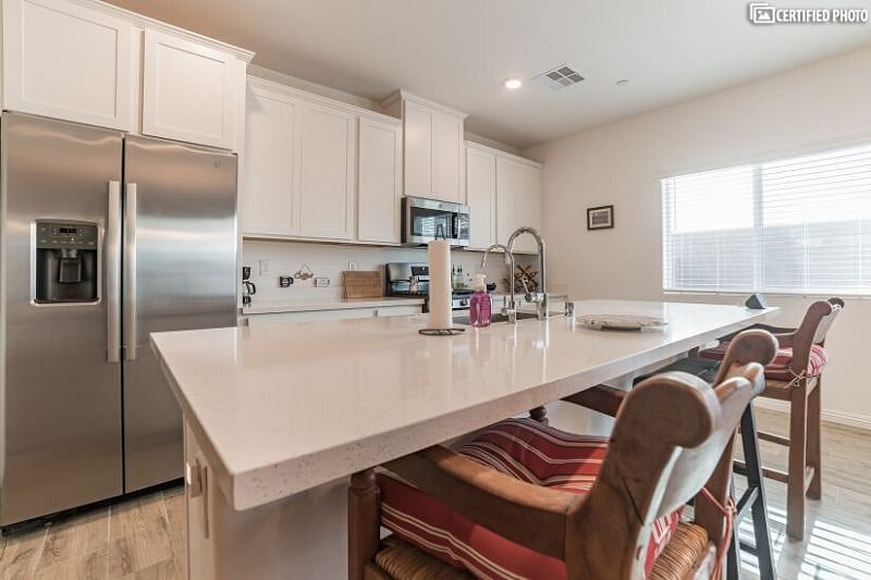 Furnished Finder property 506506_1 photo 8