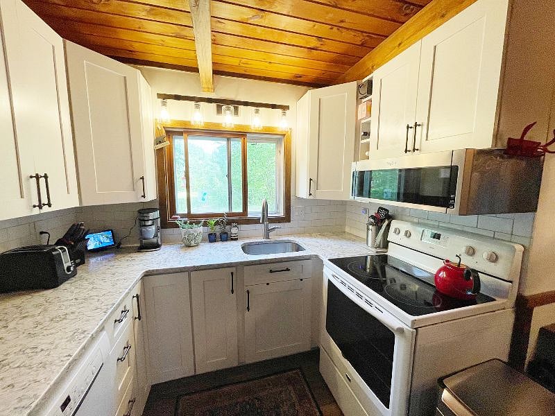 Furnished Finder property 506801_1 photo 3
