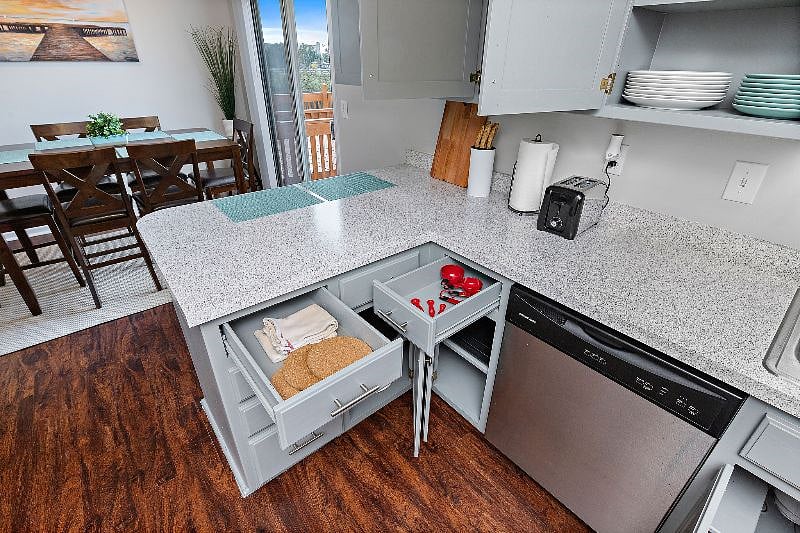 Furnished Finder property 507185_1 photo 24
