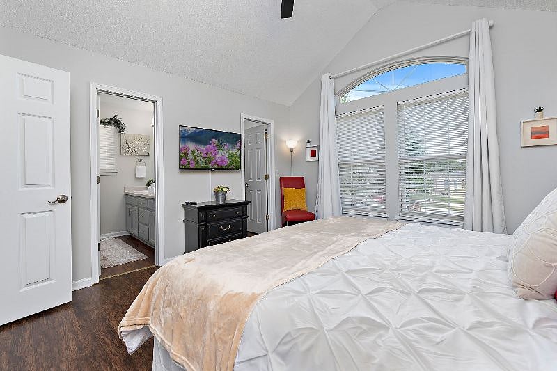 Furnished Finder property 507185_1 photo 40