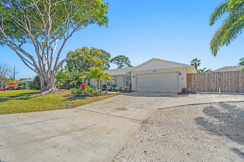Furnished Finder property 507232_1 photo 25