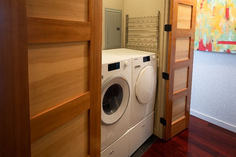 In-Unit Washer and Dryer