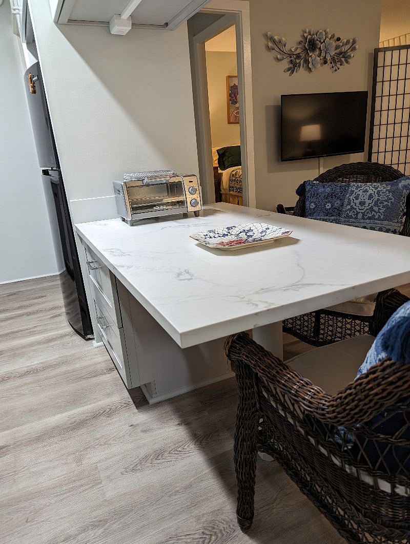 New quartz countertops! 