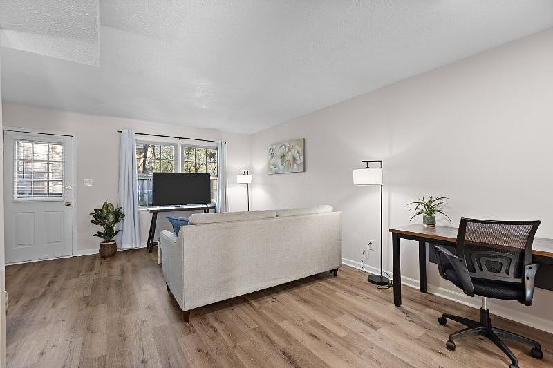 Furnished Finder property 507584_1 photo 9