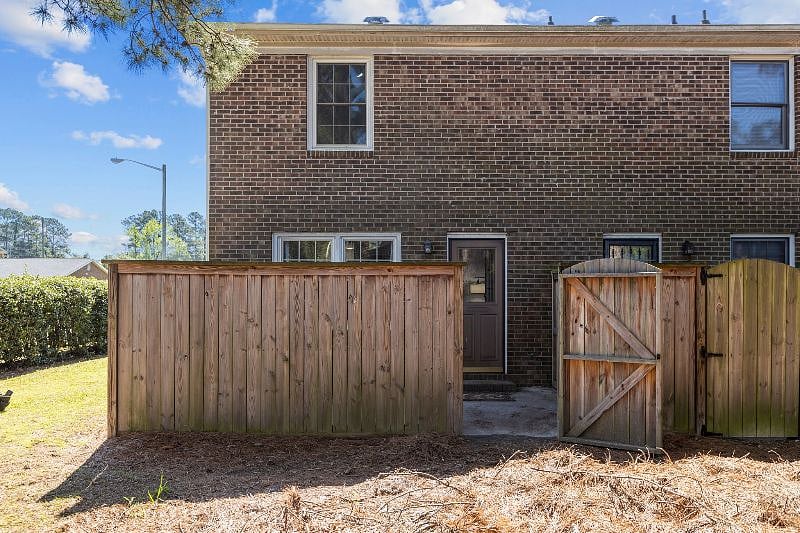 Furnished Finder property 507584_1 photo 25