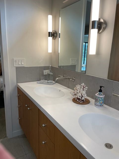 Primary bedroom bath