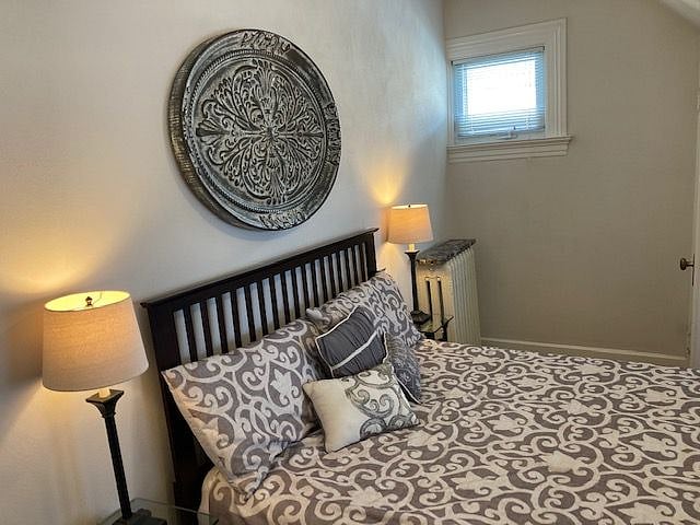Queen bedroom
