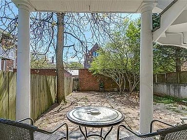 Peaceful Back Deck overlooking Private Yard