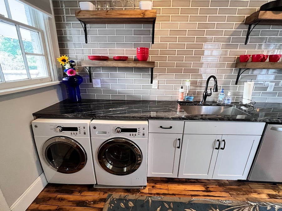 In-unit Washer/Dryer