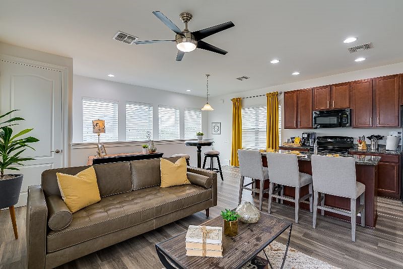 Furnished Finder property 507762_1 photo 2