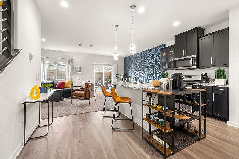 Fully stocked kitchen to share