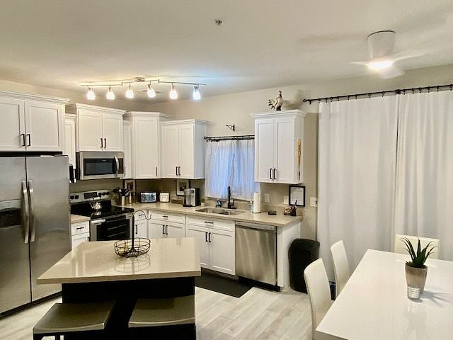 Furnished Finder property 507989_1 photo 4