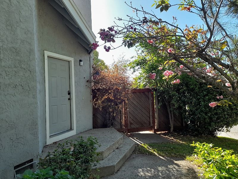 Furnished Finder property 508123_1 photo 8