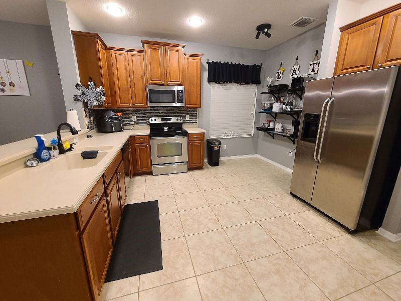 Furnished Finder property 508201_1 photo 4