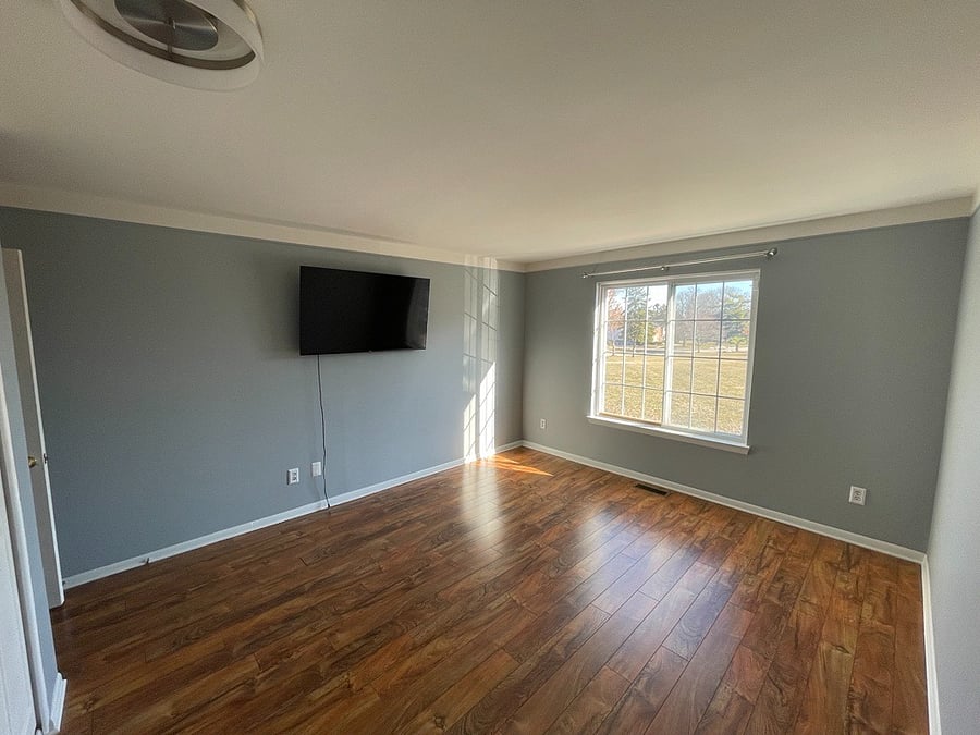 Bedroom (includes furniture not shown in picture)