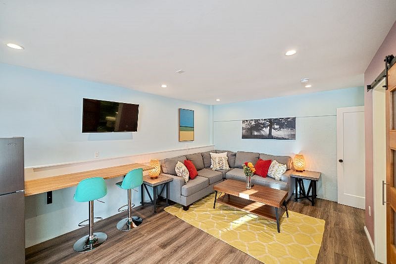 Furnished Finder property 508243_1 photo 3