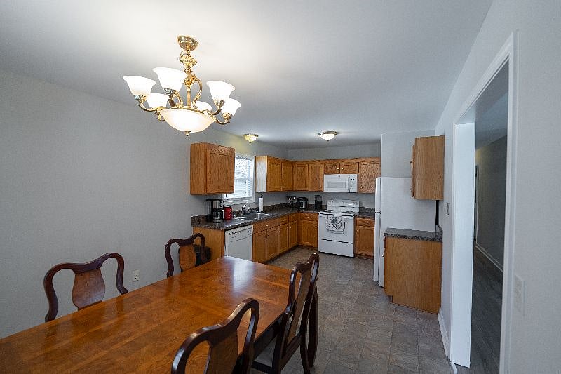 Furnished Finder property 508370_1 photo 7