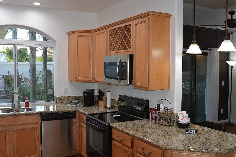 Furnished Finder property 508406_1 photo 15