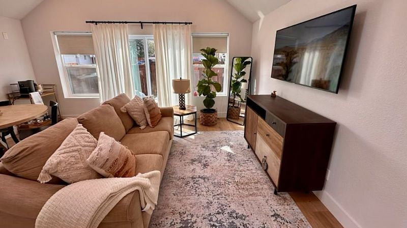 Furnished Finder property 508476_1 photo 12