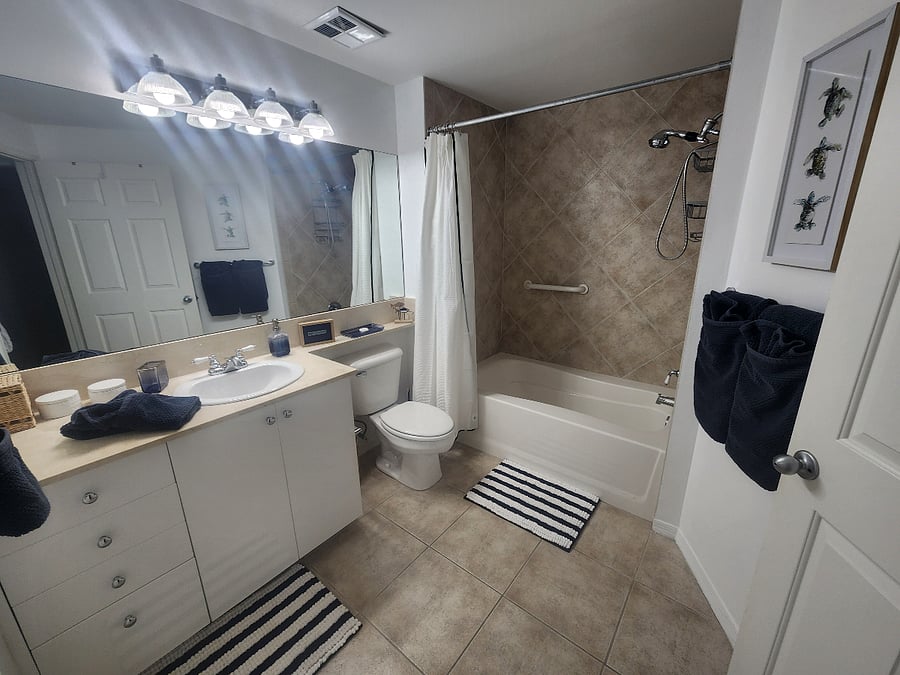 2nd Bathroom