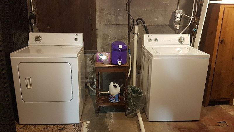 Free in unit washer/dryer