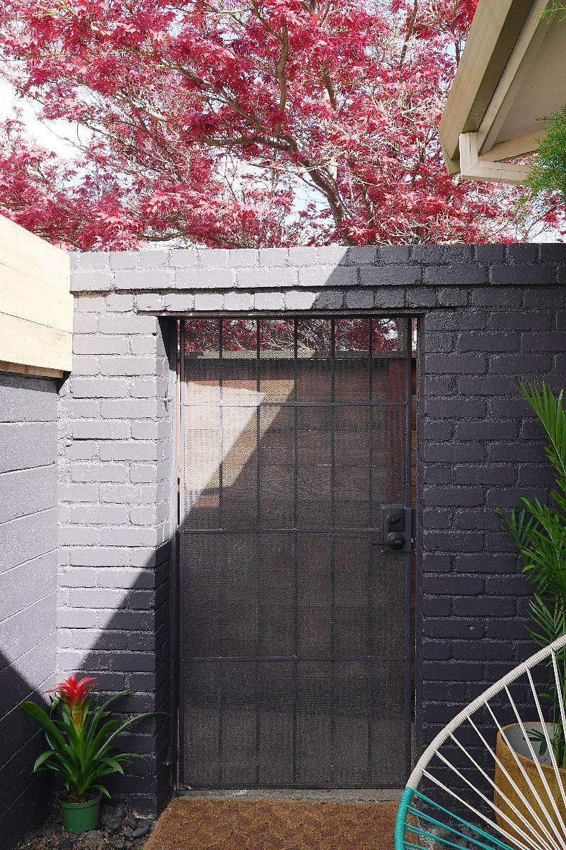 Security gate for your private patio