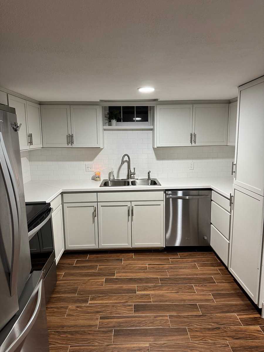 Basement secondary kitchen.