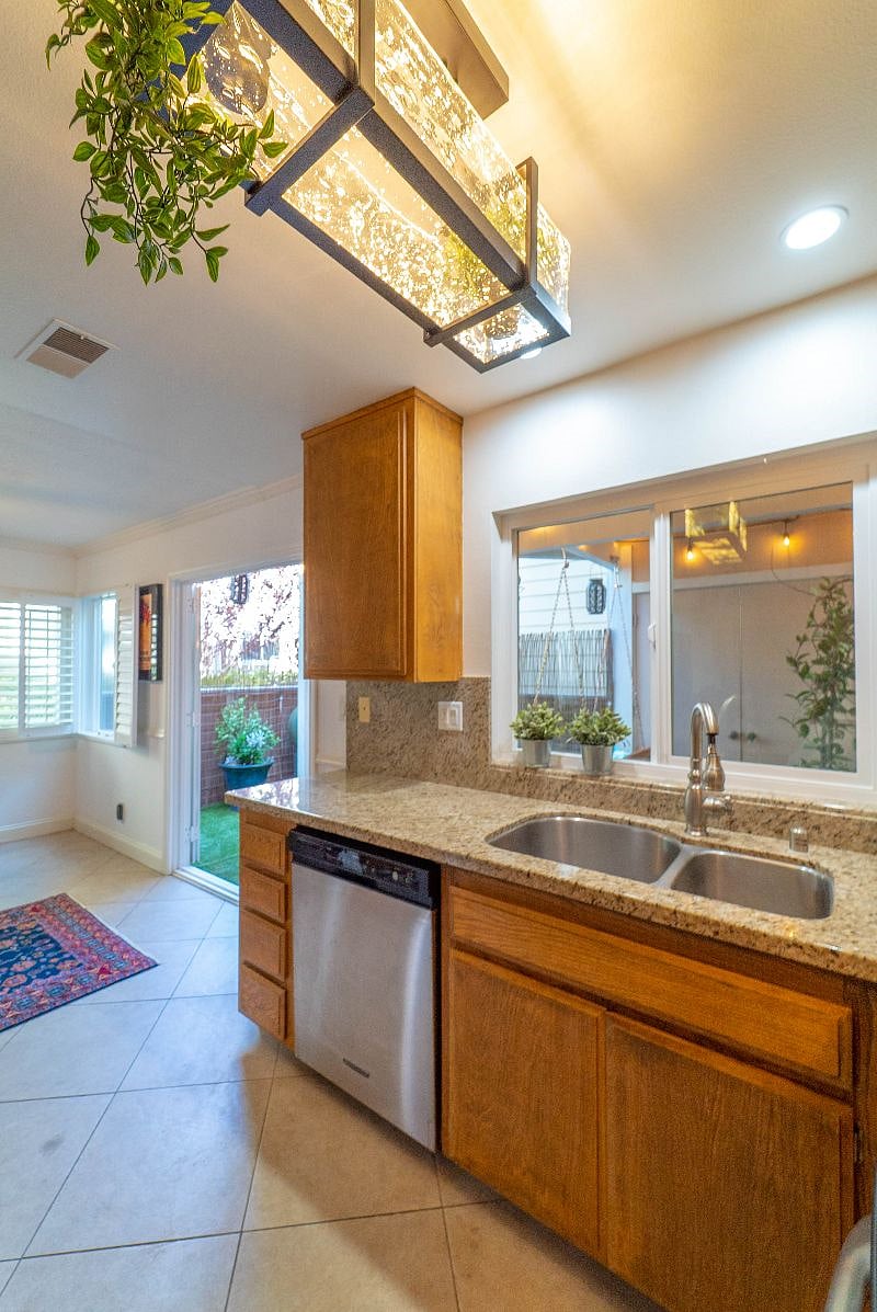 Furnished Finder property 508790_1 photo 9