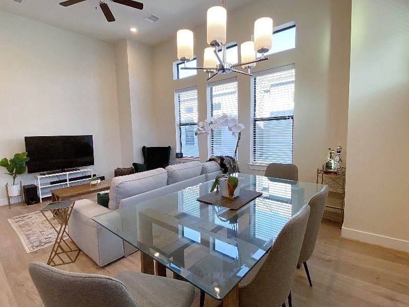 Furnished Finder property 508859_1 photo 3