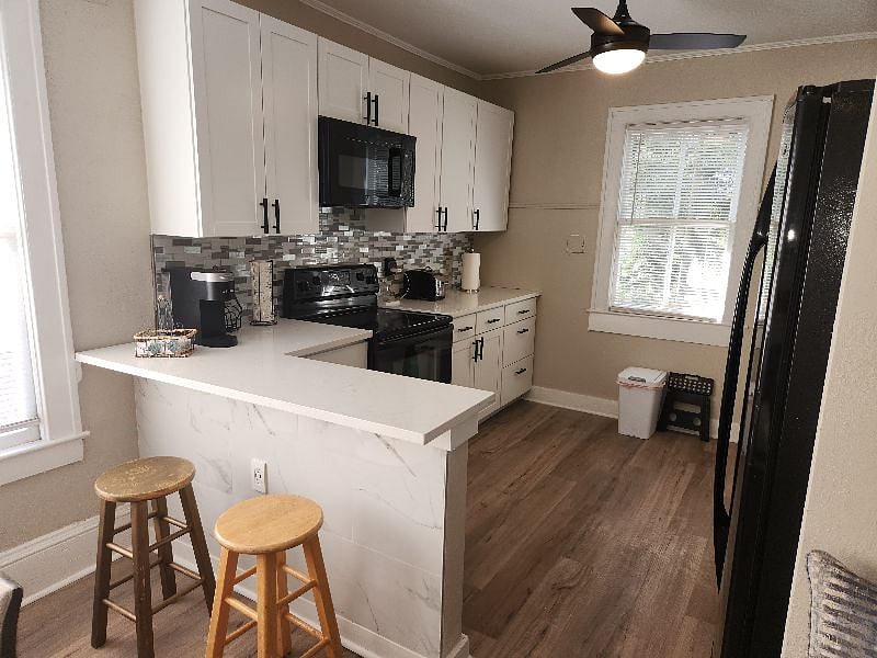 Shared space - Fully stocked kitchen