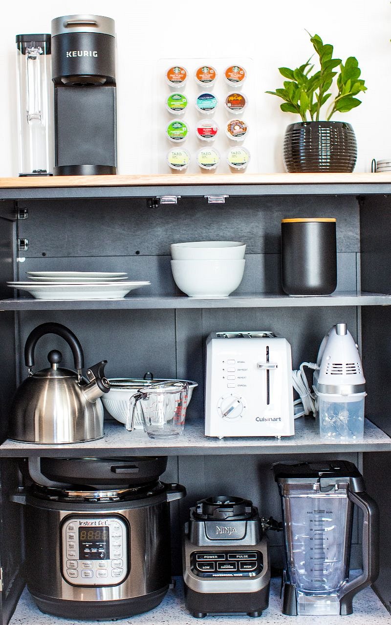 Fully Stocked kitchen