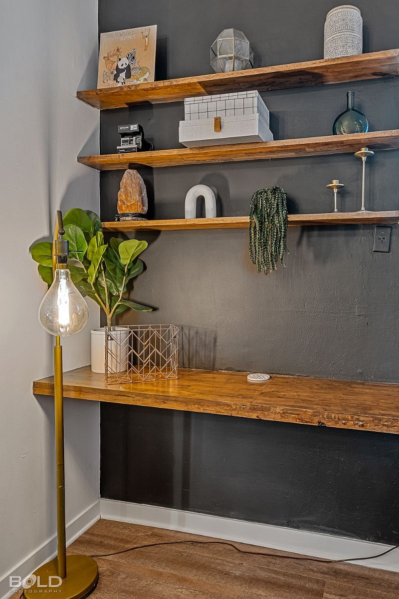 Custom workspace with multiple outlets