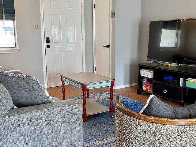 Furnished Finder property 509017_1 photo 2