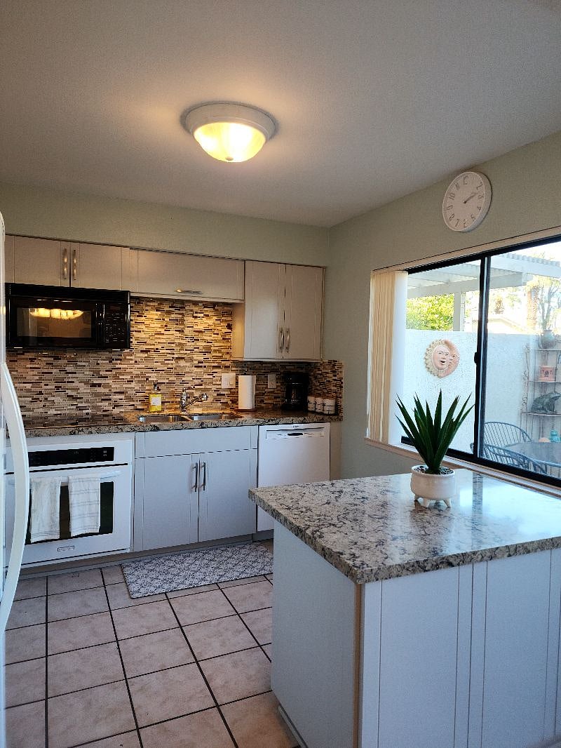 Furnished Finder property 509164_1 photo 30
