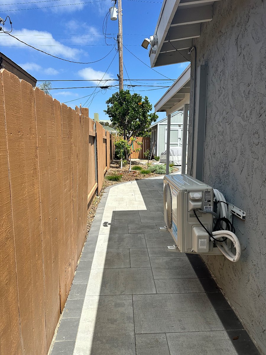 Private entrance to studio