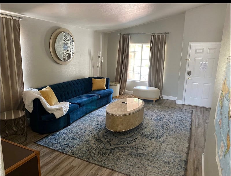 Furnished Finder property 509325_1 photo 1