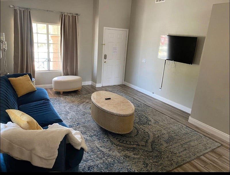 Furnished Finder property 509325_1 photo 2