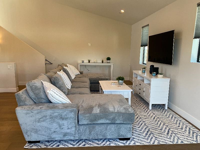 Furnished Finder property 509338_1 photo 15