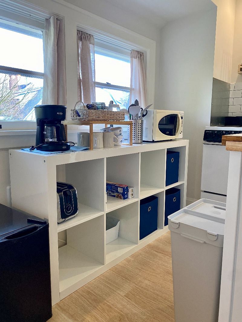 kitchen storage and aplliances