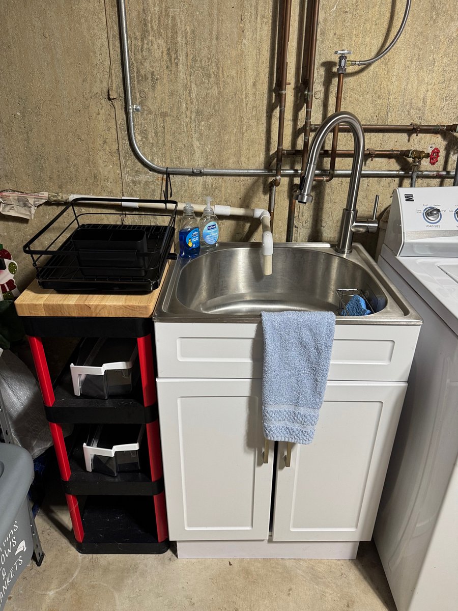 Kitchen Sink with Drying Area for dishes