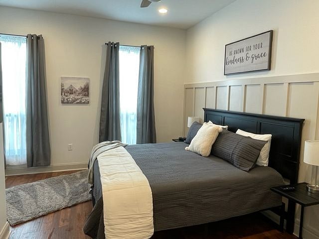 Master king bedroom