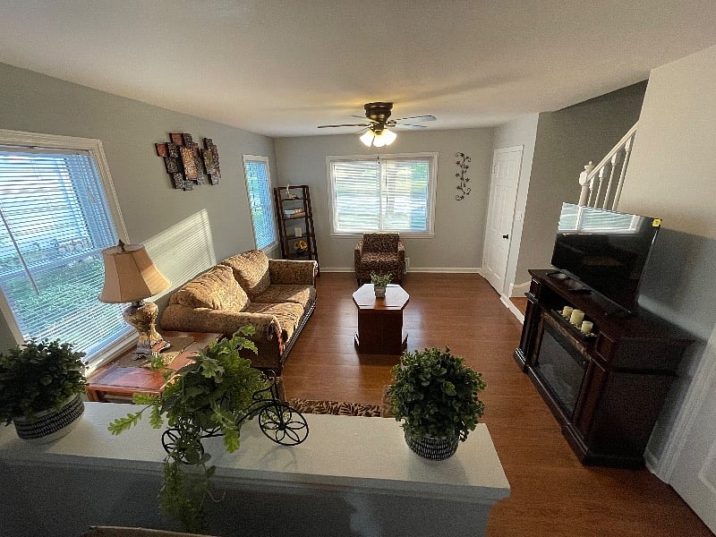 Furnished Finder property 509859_2 photo 3